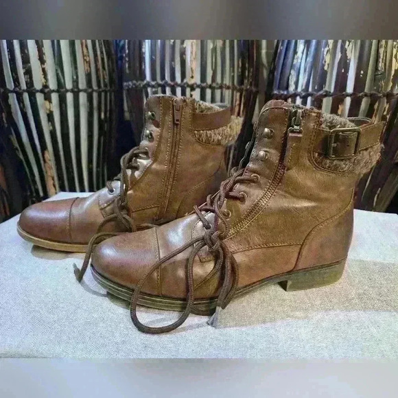 SO Authentic American Heritage Womens Ankle Combat Boots Sweater Lace Up Tan - Picture 3 of 16